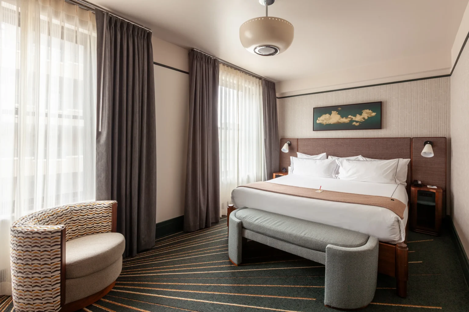 king room at the flat iron hotel