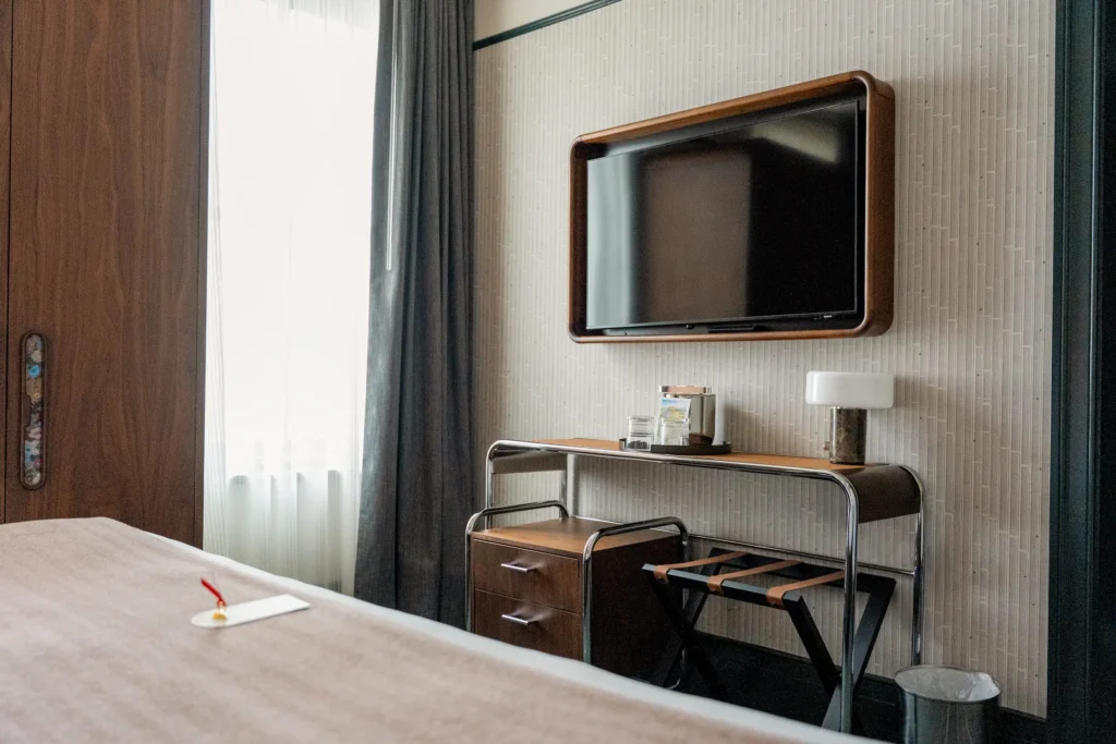 Details of the king room, including TV and bed