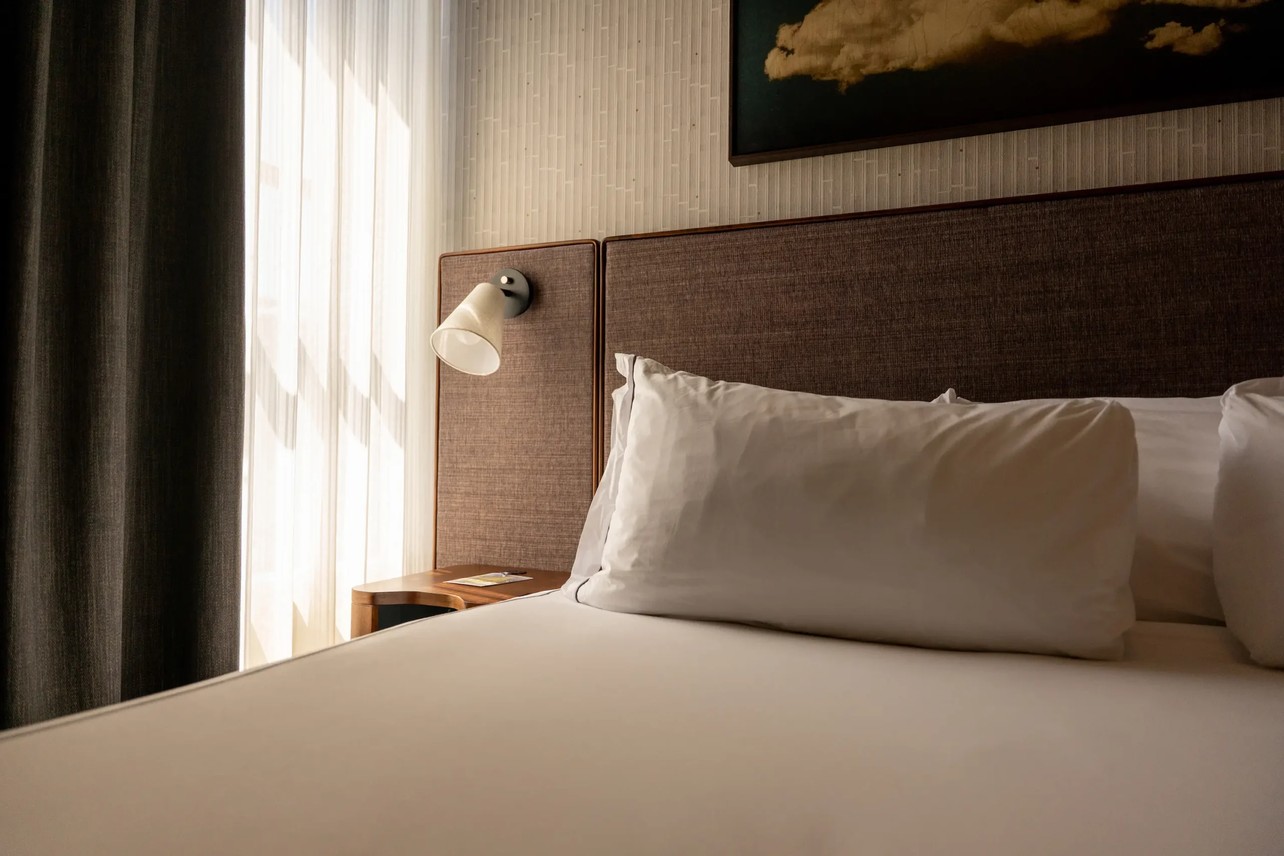 Sunlight corner of the King room