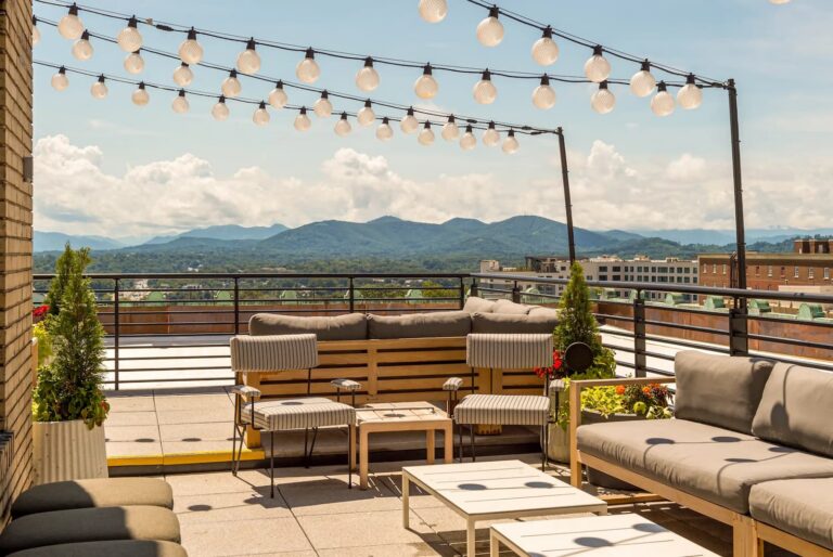 The Flat Iron Rooftop